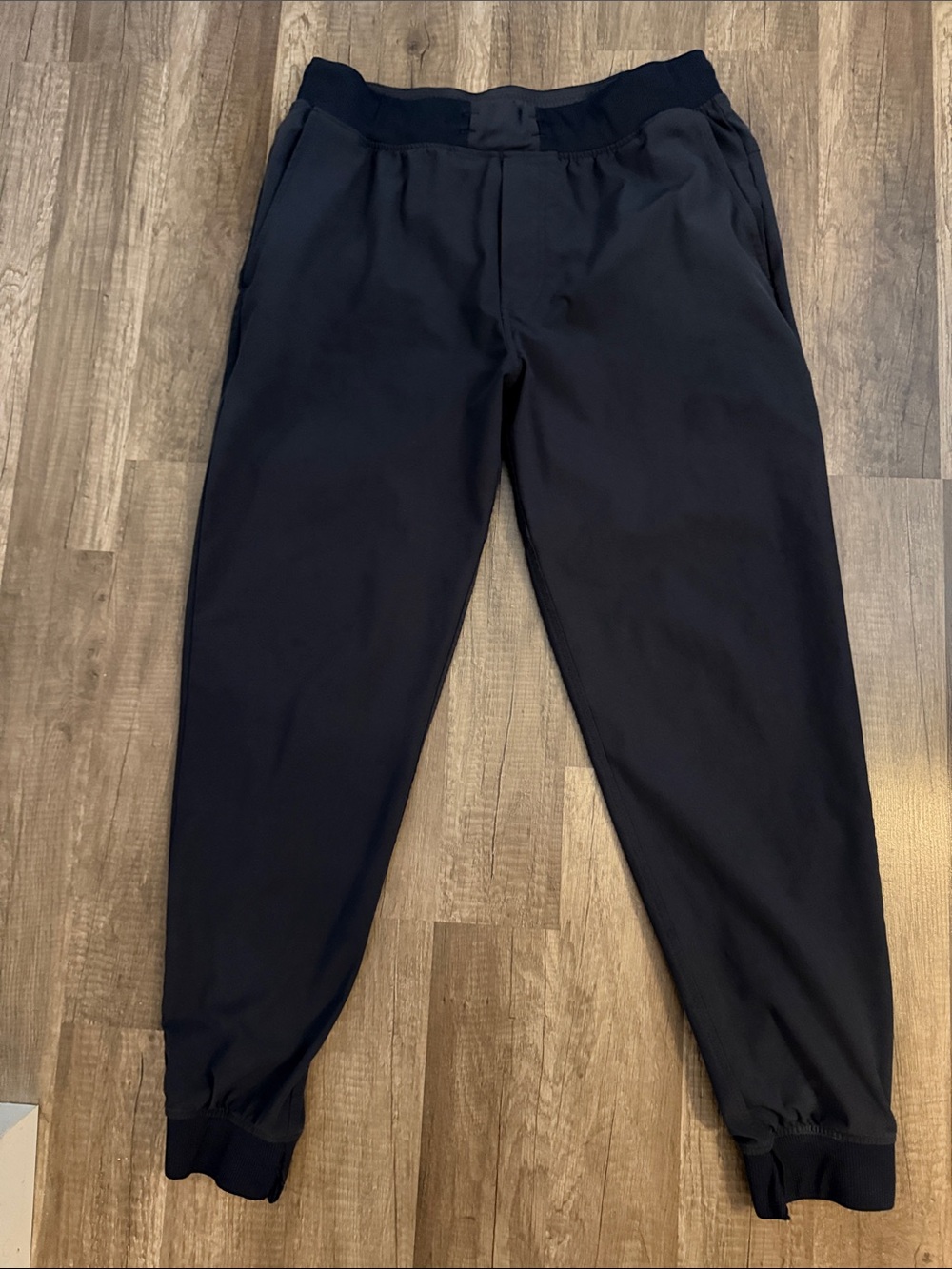 Rhoback Men's Delta Joggers in Anchor Navy- Sz Large Read!